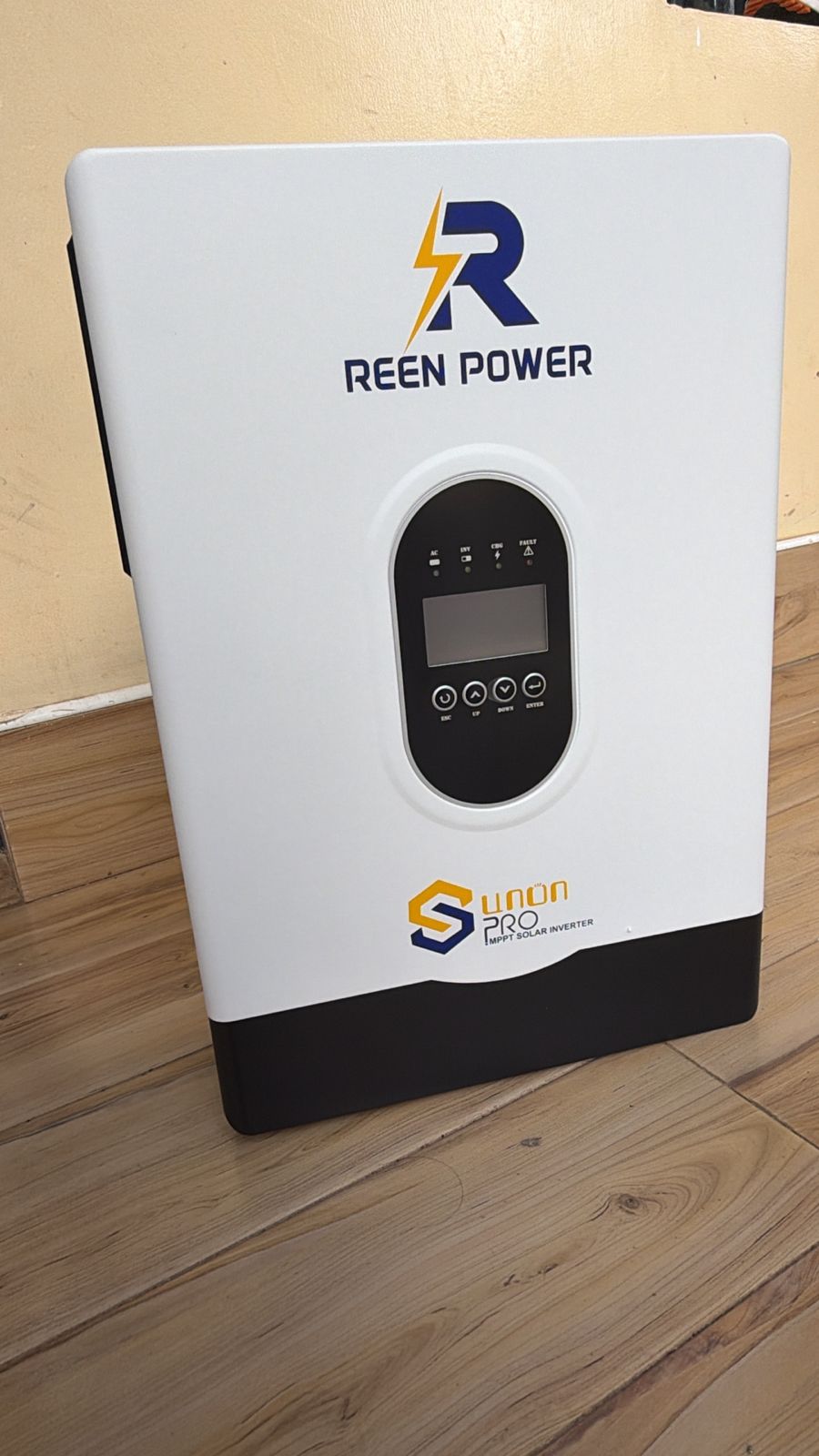6.2KVA Reen Power Hybrid Inverter