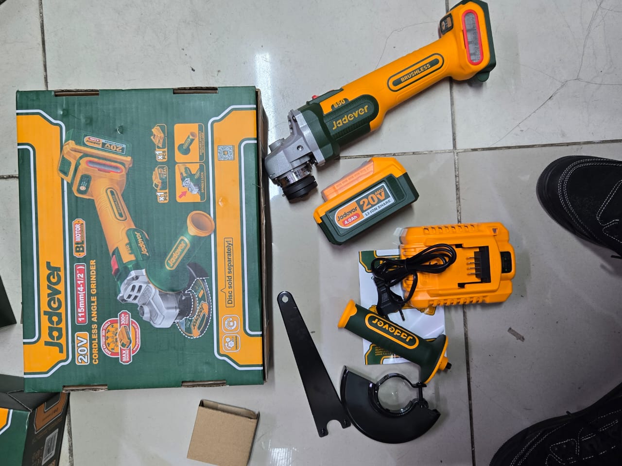 20v Jadever Cordless Angle Grinder - Includes charger, battery, guard and handle