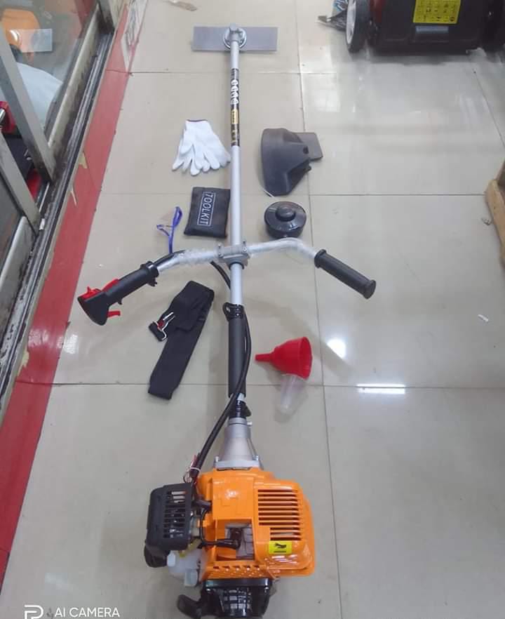 Dera 2 Stroke Brush Cutter